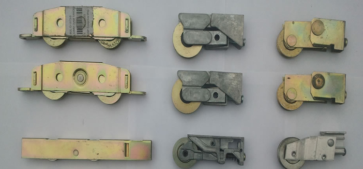 patio sliding door wheel replacement West Sacramento